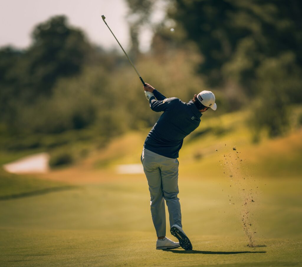 Cik daudz kaloriju tiek sadedzināts, spēlējot golfu? Vai golfs ir nogurdinošs sporta veids?